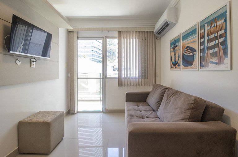 PRV55 - Próx. Roda Gigante, Climatizado, 2 Dorm