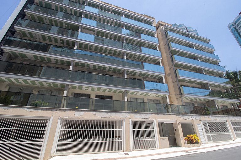 PRV55 - Próx. Roda Gigante, Climatizado, 2 Dorm