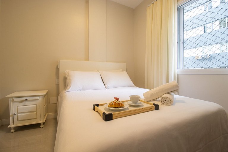 EGM61 - 3 Dorm, Vista Lateral do Mar, 2 Vagas