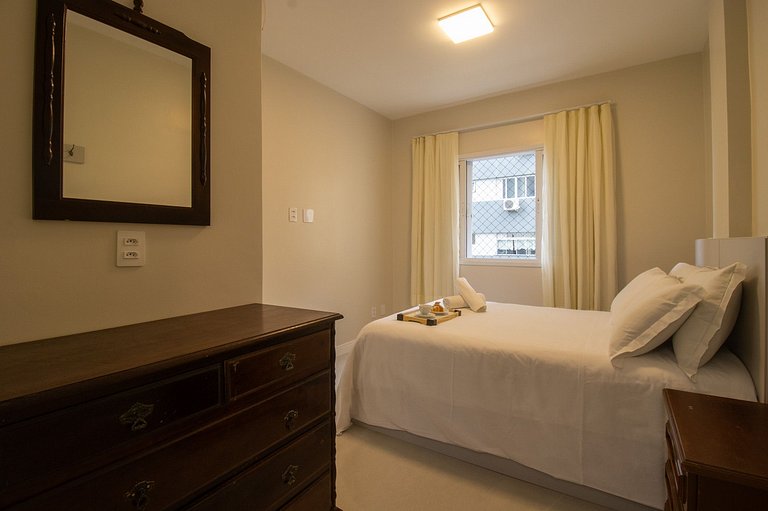 EGM61 - 3 Dorm, Vista Lateral do Mar, 2 Vagas