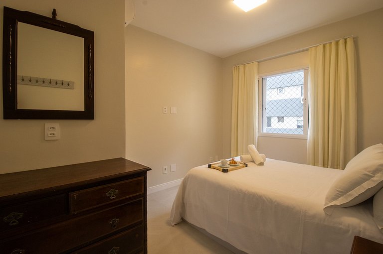 EGM61 - 3 Dorm, Vista Lateral do Mar, 2 Vagas