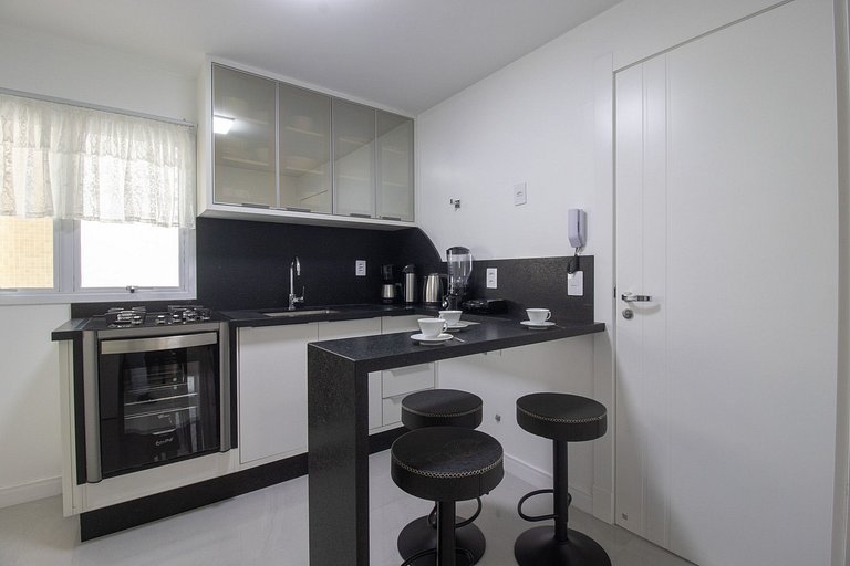 EGM61 - 3 Dorm, Vista Lateral do Mar, 2 Vagas