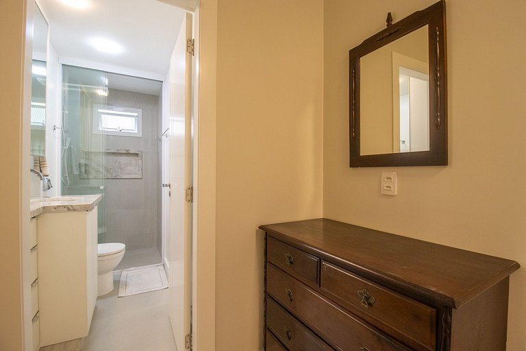 EGM61 - 3 Dorm, Vista Lateral do Mar, 2 Vagas