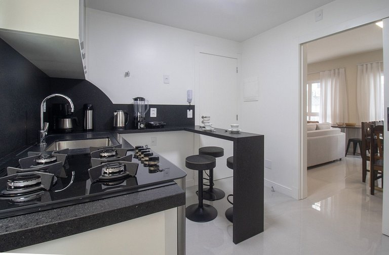 EGM61 - 3 Dorm, Vista Lateral do Mar, 2 Vagas