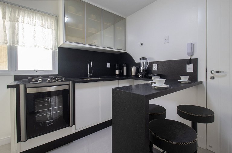 EGM61 - 3 Dorm, Vista Lateral do Mar, 2 Vagas