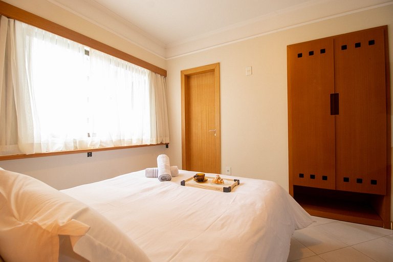 CS99 - Piscina, Flat, Smart TV, Garagem