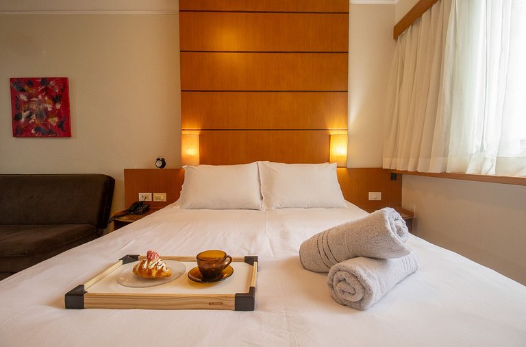 CS99 - Piscina, Flat, Smart TV, Garagem