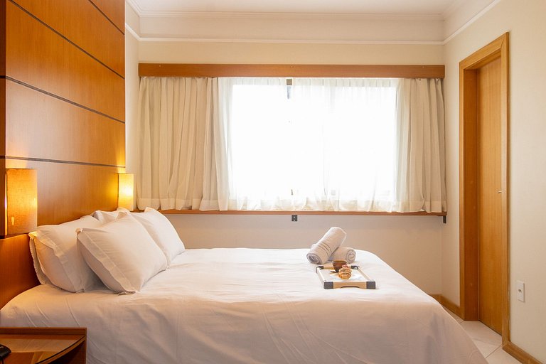 CS99 - Piscina, Flat, Smart TV, Garagem