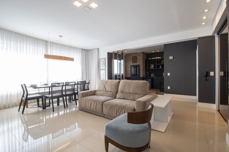 CDP132 - 3 Suítes, Climatizado, TV Smart, 3 Vagas