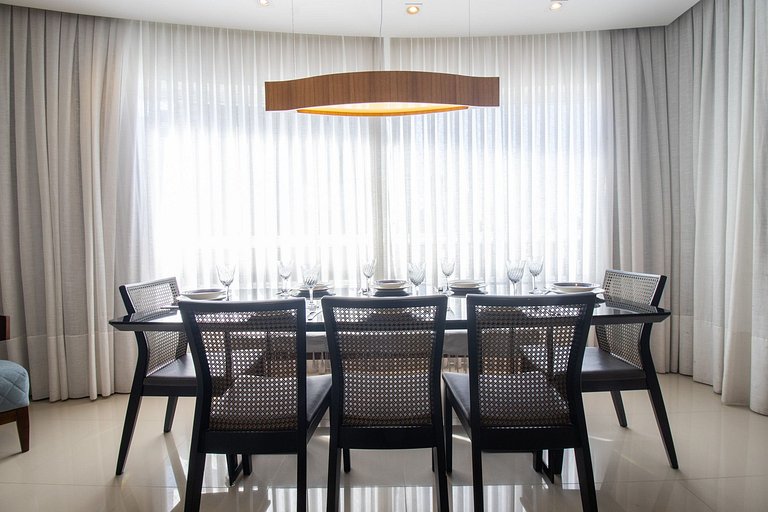 CDP132 - 3 Suítes, Climatizado, TV Smart, 3 Vagas