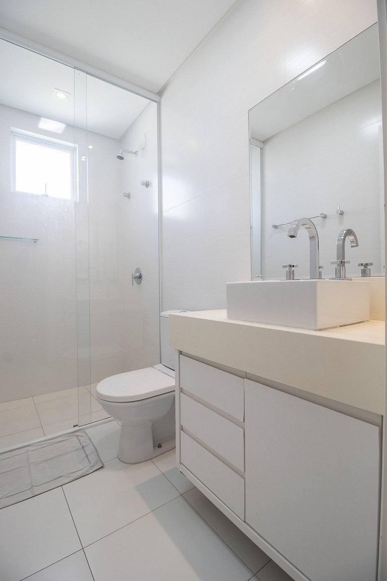 CDP132 - 3 Suítes, Climatizado, TV Smart, 3 Vagas