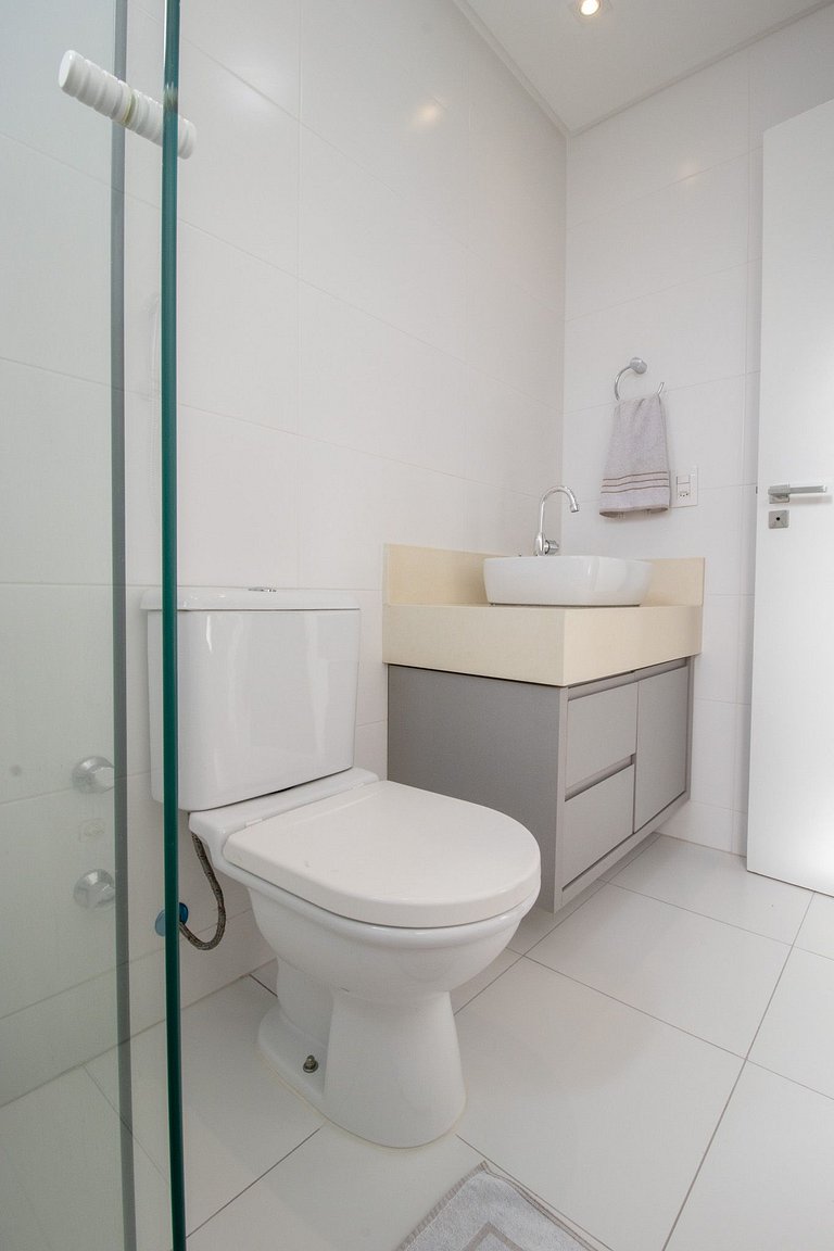 CDP132 - 3 Suítes, Climatizado, TV Smart, 3 Vagas