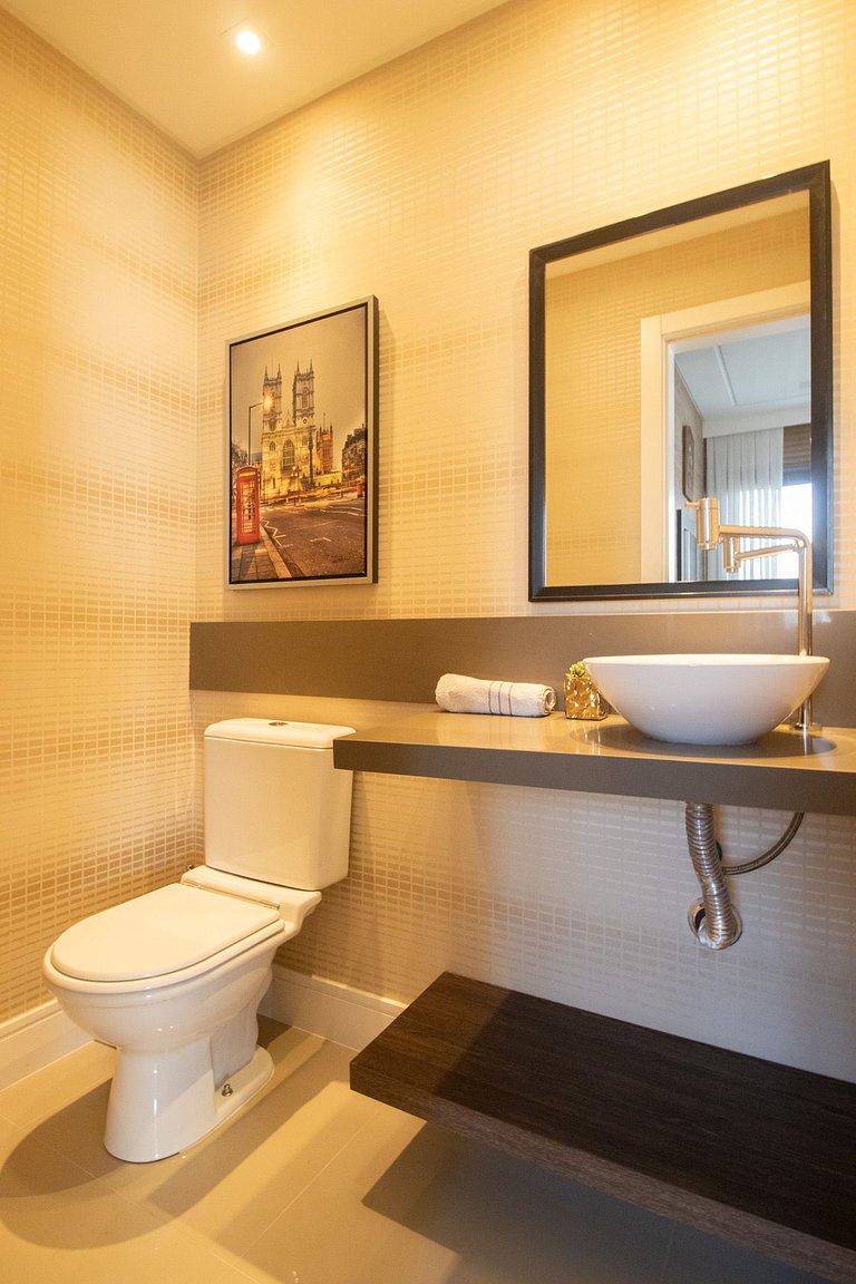 CDP132 - 3 Suítes, Climatizado, TV Smart, 3 Vagas