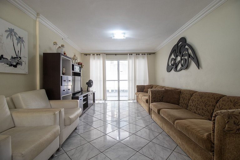 ANC11 - Amplo, Quadra Mar, 4 Suítes, Churrasqueira