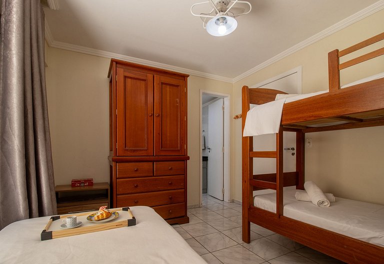 ANC11 - Amplo, Quadra Mar, 4 Suítes, Churrasqueira