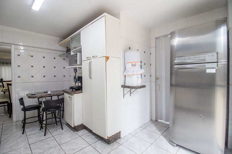 ANC11 - Amplo, Quadra Mar, 4 Suítes, Churrasqueira