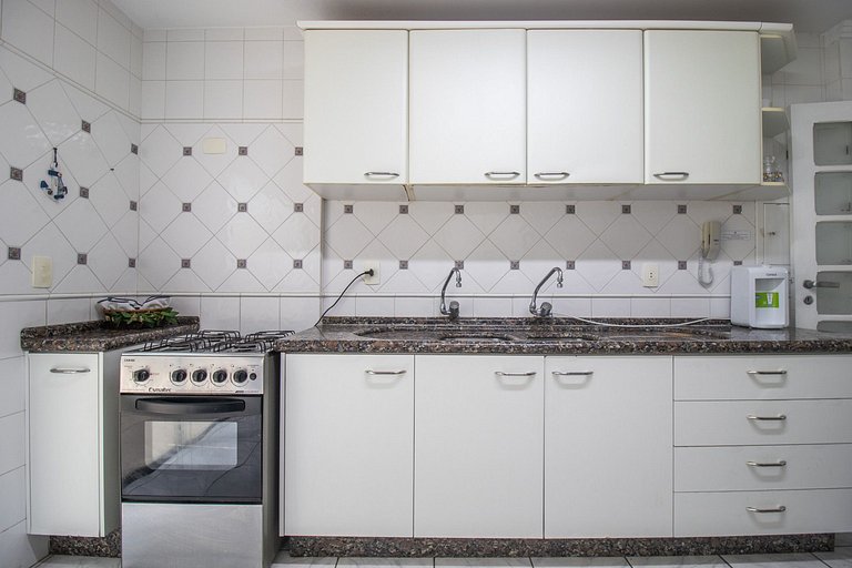 ANC11 - Amplo, Quadra Mar, 4 Suítes, Churrasqueira