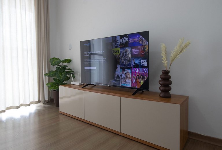 CNT92 - 3 Dorm, Av. Central, TV Smart, Wi-Fi