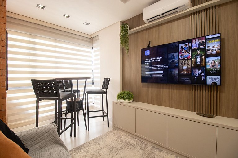 SLE72 - 2 Dorm, Climatizado, Smart TV, Barra Sul