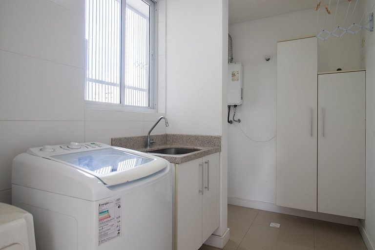 PLM41 - 3 Dorm, Churrasq, Amplo, 2 Garagens