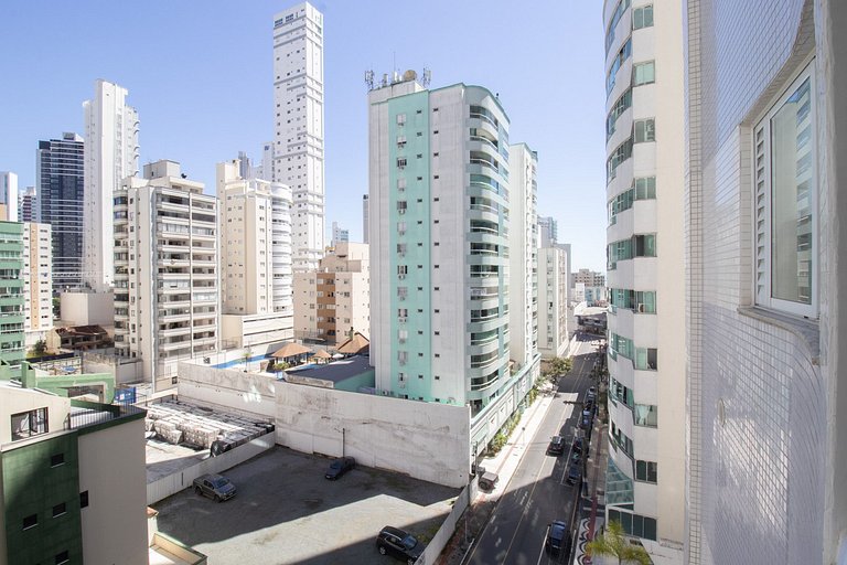 PLM41 - 3 Dorm, Churrasq, Amplo, 2 Garagens