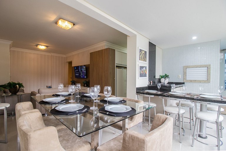 LAC22 - 3 Dorm, Churrasqueira, Prox Roda Gigante