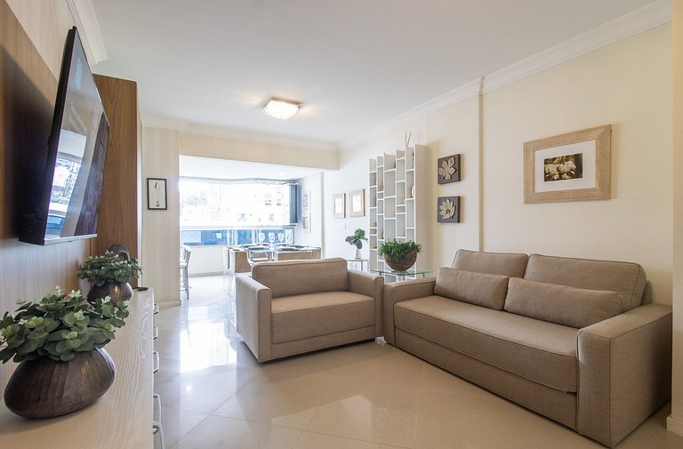 LAC22 - 3 Dorm, Churrasqueira, Prox Roda Gigante