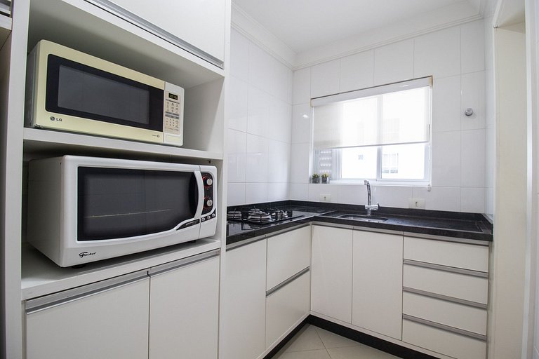 LAC22 - 3 Dorm, Churrasqueira, Prox Roda Gigante