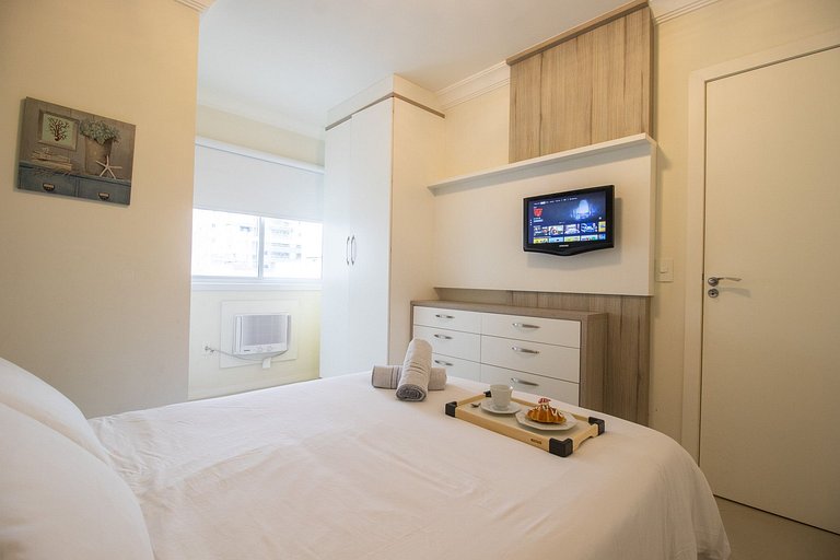 LAC22 - 3 Dorm, Churrasqueira, Prox Roda Gigante