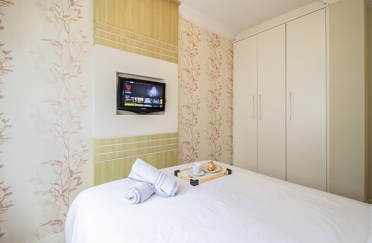 LAC22 - 3 Dorm, Churrasqueira, Prox Roda Gigante